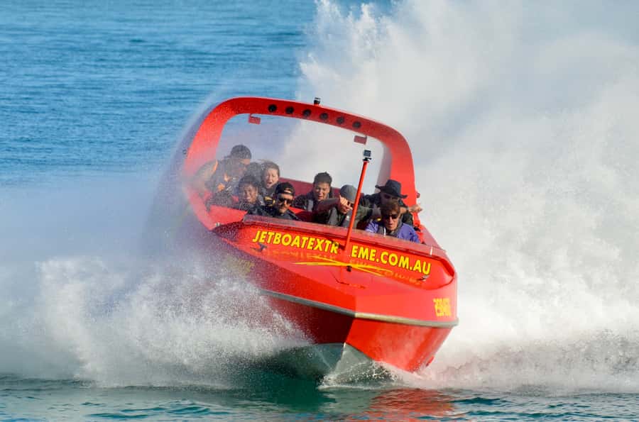 Gold Coast: 55-Minute Extreme Jet Boat Ride - What happens during the 55 minutes