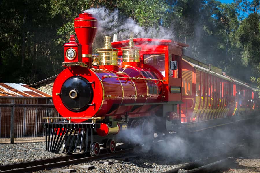 Gold Coast: Dreamworld & SkyPoint 2-Day Ticket - Wildlife and Tiger Island for a change of pace