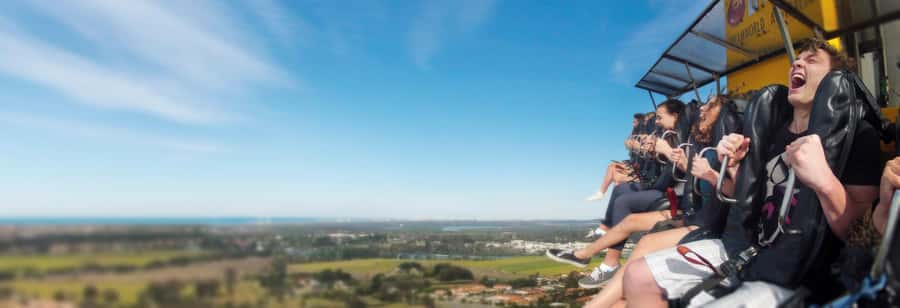 Gold Coast: Dreamworld & SkyPoint 2-Day Ticket - Food, transport and practical limits