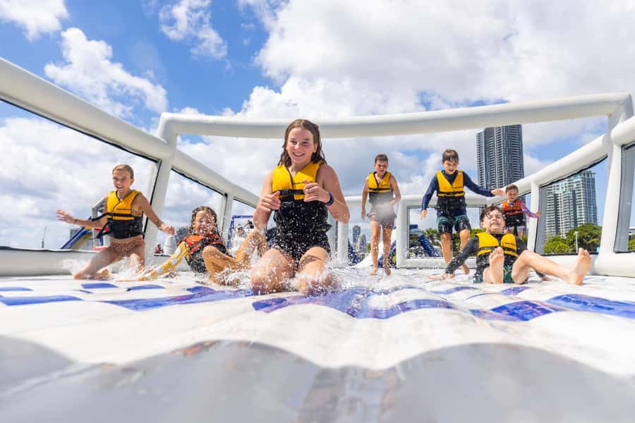 Gold Coast: GC Aqua Park Session in Broadwater Parklands - Who will enjoy GC Aqua Park most