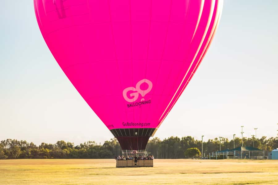 Gold Coast: Hot Air Balloon Flight with Buffet Breakfast - Key points at a glance