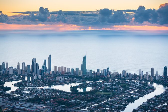 Gold Coast Hot Air Balloon with 5 Star Champagne Buffet Breakfast - Who will enjoy this most