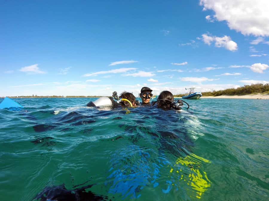 Gold Coast: Introductory SCUBA Diving Experience - Back on the boat for snorkeling and a breather