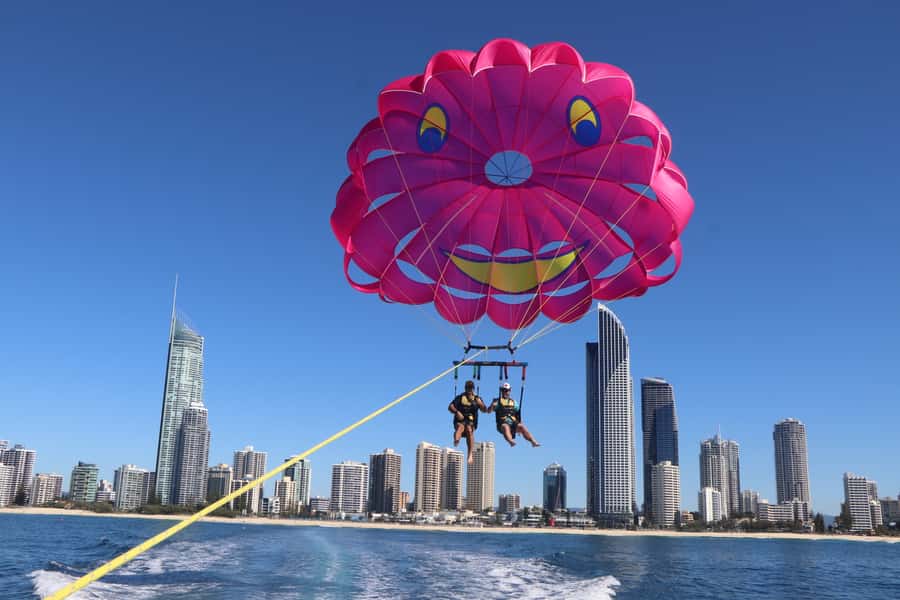 Gold Coast: Parasailing in Surfers Paradise - The boat ride from Main Beach