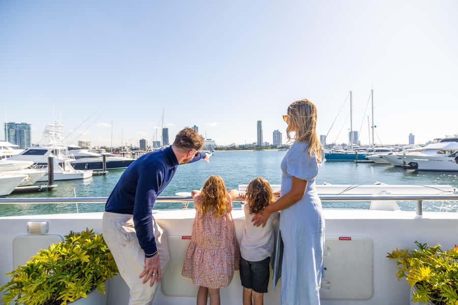 Gold Coast: Sightseeing Cruise with Buffet Lunch - What is actually on the tropical buffet