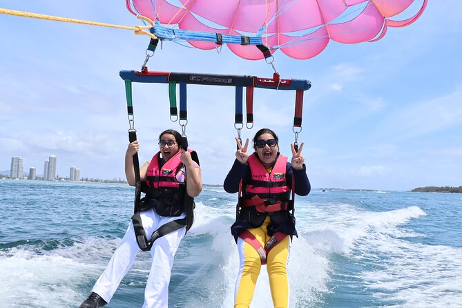 Gold Coast & Surfers Paradise - Parasail & V8 Jetboat Combo - From Marina Mirage to the open Broadwater