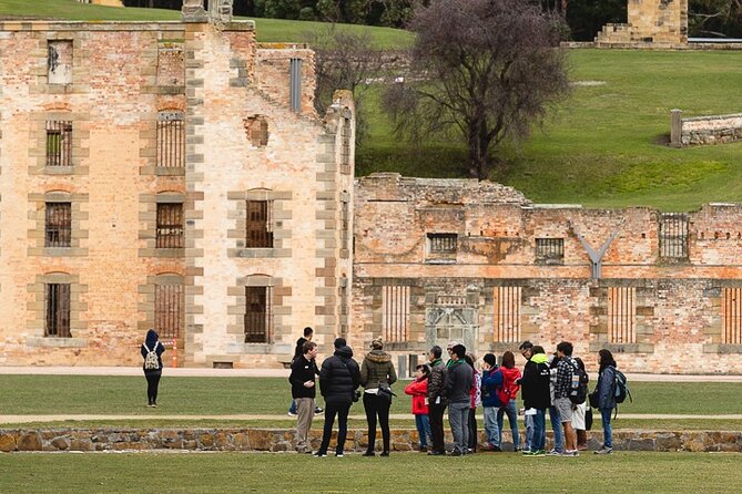 Grand Hobart Walking Tour - Guides Make the Difference