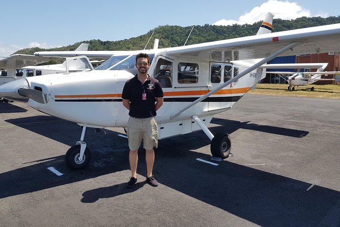 Great Barrier Reef 40 Minute Scenic Flight from Cairns - Reef Hopper - Pilot commentary and the human side of the trip