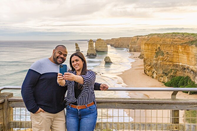 Great Ocean Road, 12 Apostles, Rainforest & Morning Tea-Melbourne - Memorial Arch, the road’s human story