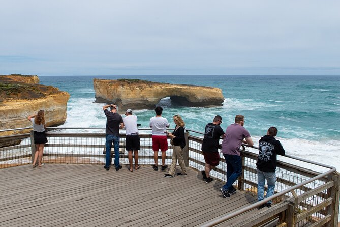 Great Ocean Road Must-See Extended Tour – 12 Apostles & Beyond - Key points at a glance