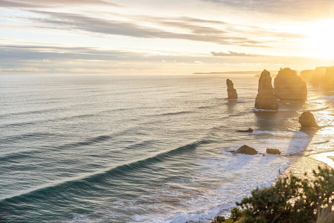 Great Ocean Road Reverse Tour with Iconic Stops & Wildlife - The Twelve Apostles and the Razorback