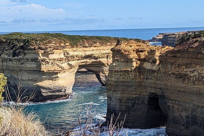Great Ocean Road Tour Reverse –SML GRP-DLUX Mini Bus Hotel Pickup - The Twelve Apostles: the main event
