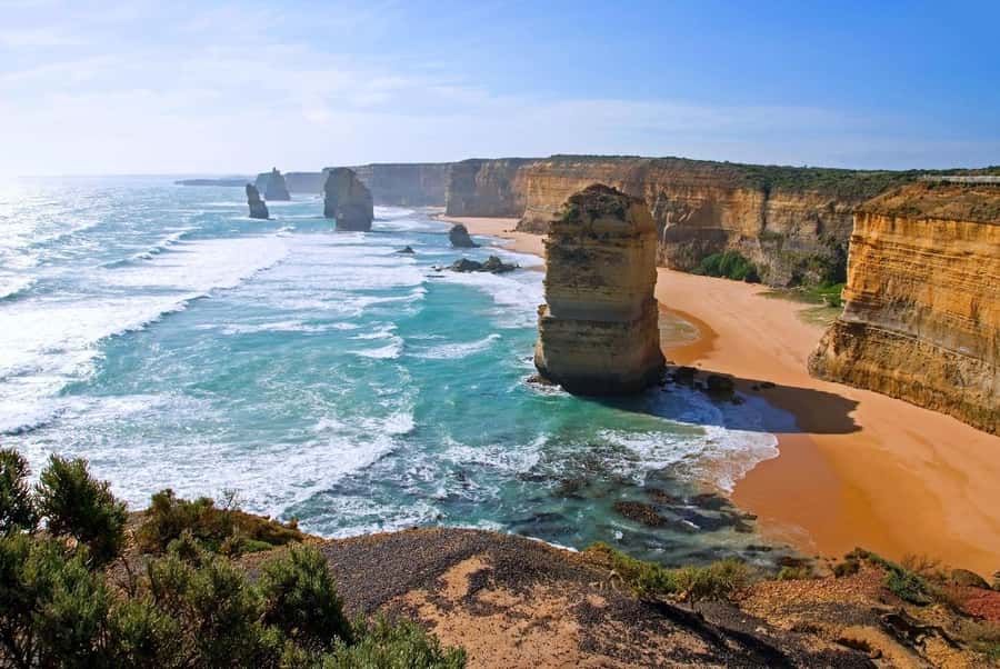 Great Ocean Road Tour w/ Deluxe Minibus & Top-Rated Guide - Loch Ard Gorge tells the coast’s darker story