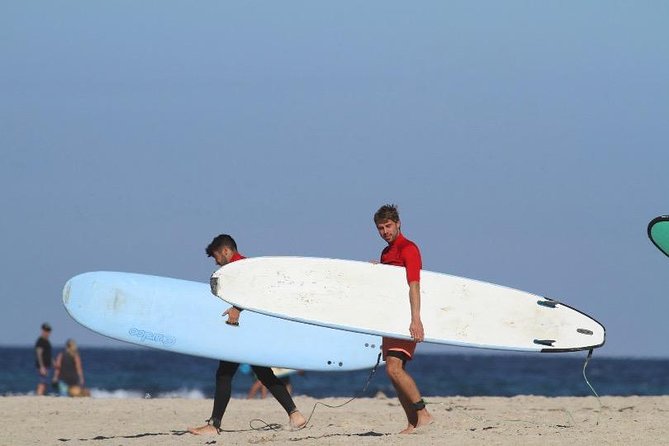 Group Surfing Lessons Kool Katz 1 day - A first surf lesson with a practical goal