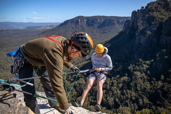 Half-Day Abseiling Adventure in Blue Mountains National Park - Clothing, weather, and physical effort
