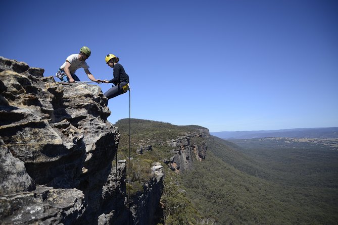 Half-Day Abseiling Adventure in Blue Mountains National Park - Building confidence on the 15-metre abseils