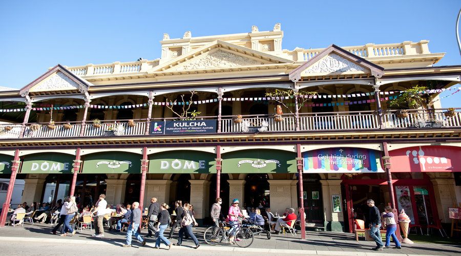 Half-Day Morning Perth & Fremantle City Explorer - Fremantle brings a different character