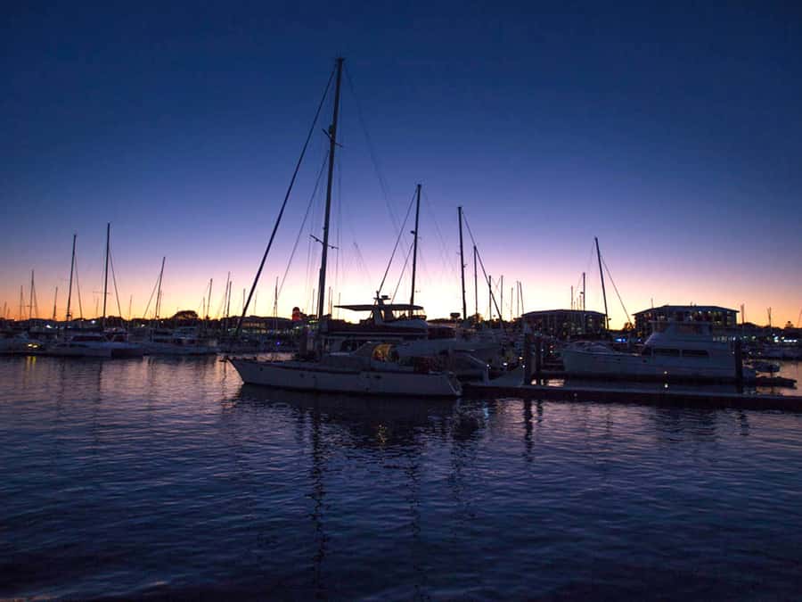 Hervey Bay: Sunset Cruise to Great Sandy Marine Park - Sunset, champagne, and the simple pleasure of being afloat