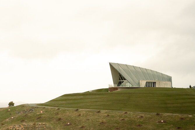 Highlights of Canberra Full Day Tour - National Capital Exhibition and Lake Burley Griffin