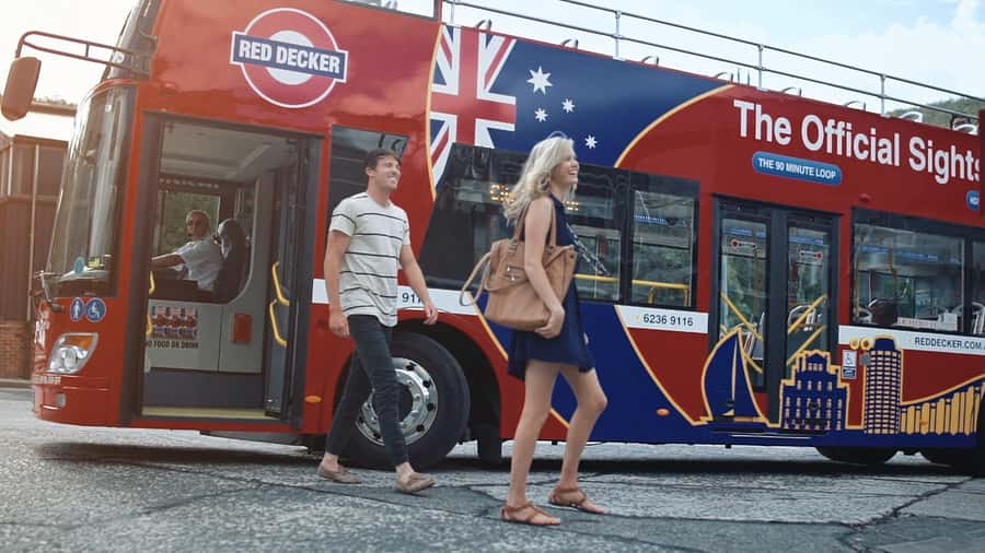 Hobart: 24-Hour Hop-on Hop-off Sightseeing Bus Ticket - Salamanca Place and Battery Point