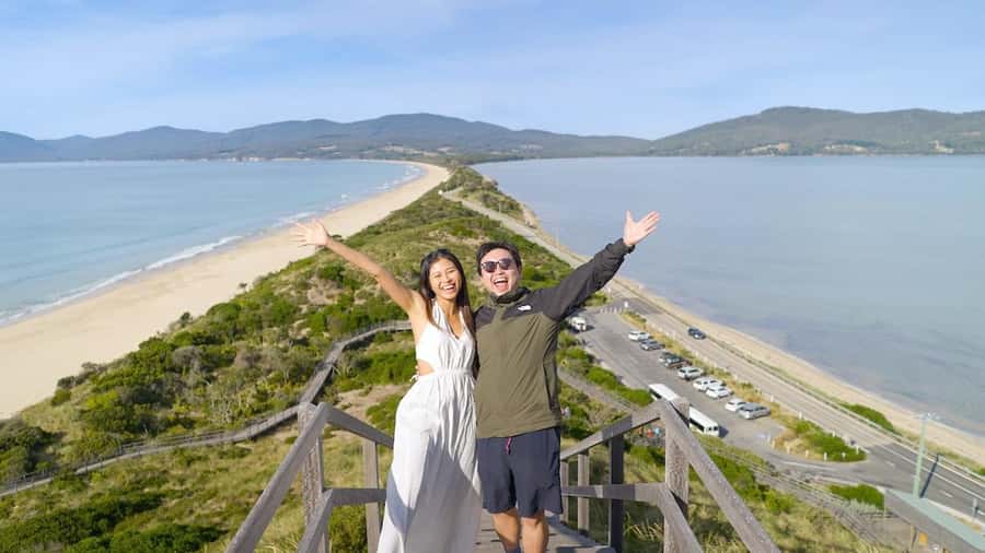 Hobart: Bruny Island Food, Sightseeing & Lighthouse Day Tour - Rainforest roads and South Bruny National Park