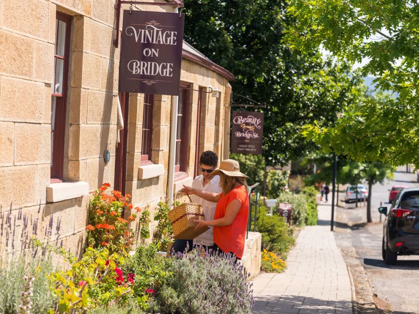 Hobart: Mount Wellington and Richmond Village Shuttle - Where the Richmond discounts help