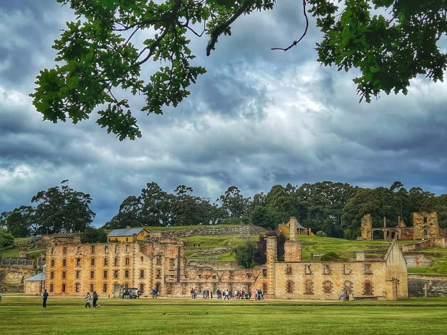 Hobart: Port Arthur, Harbor Cruise and Isle of the Dead Tour - Eaglehawk Neck and the Tasman Peninsula coast