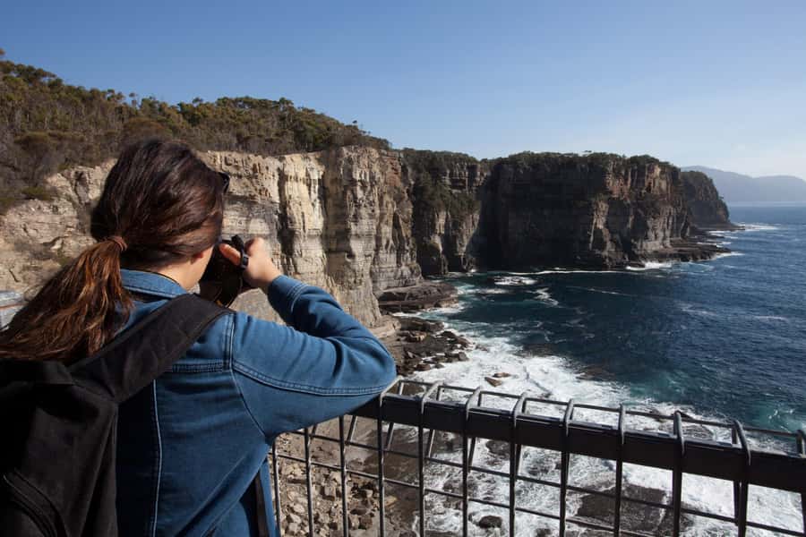 Hobart: Port Arthur, Richmond & Tasman Peninsula Active Tour - Tasman Arch and Devil’s Kitchen