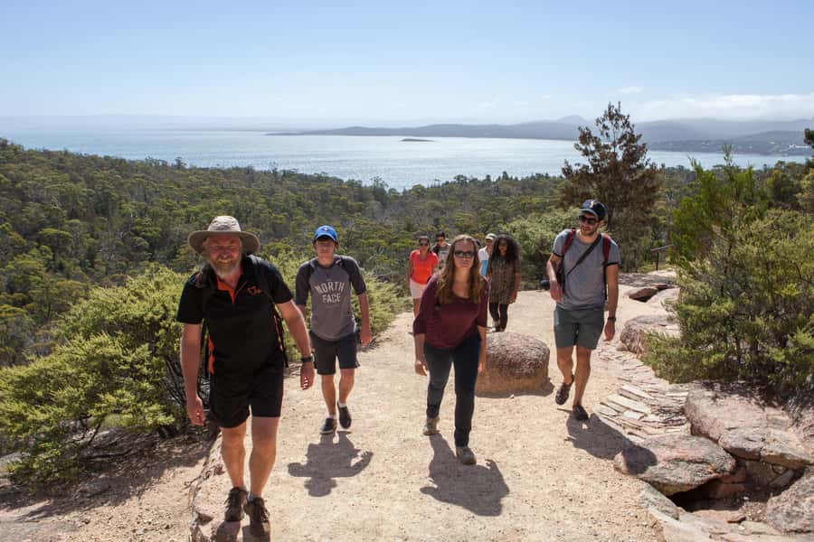 Hobart: Wineglass Bay & Freycinet Active Day Tour - Wineglass Bay Lookout: the main reward