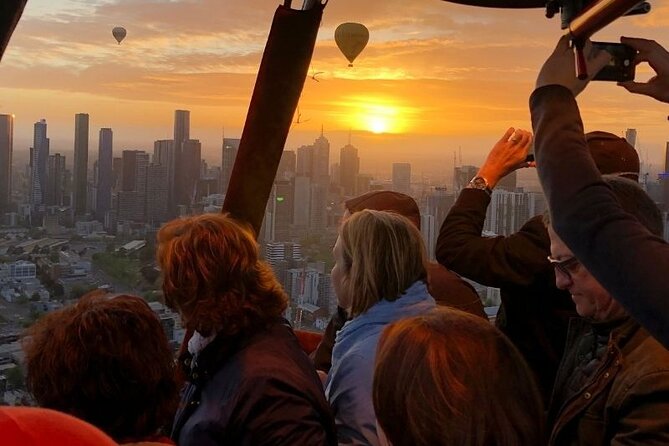 Hot Air Balloon Flights over Melbourne City (optional breakfast) - The price and what you receive