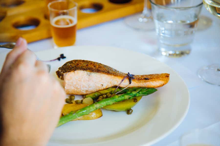 Hunter Valley: Wine, Spirits, and Cheese Tour with Lunch - Three wineries, three different angles
