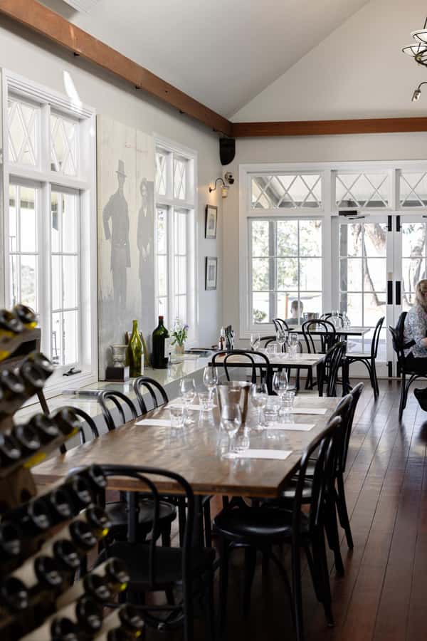 Hunter Valley: Wine Tour with 2-Course Lunch, Choc & Cheese - A two-course lunch with Hunter Valley wine