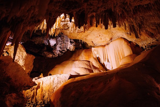 Jewel Cave Fully-guided Tour (Located in Western Australia) - Formations worth watching for