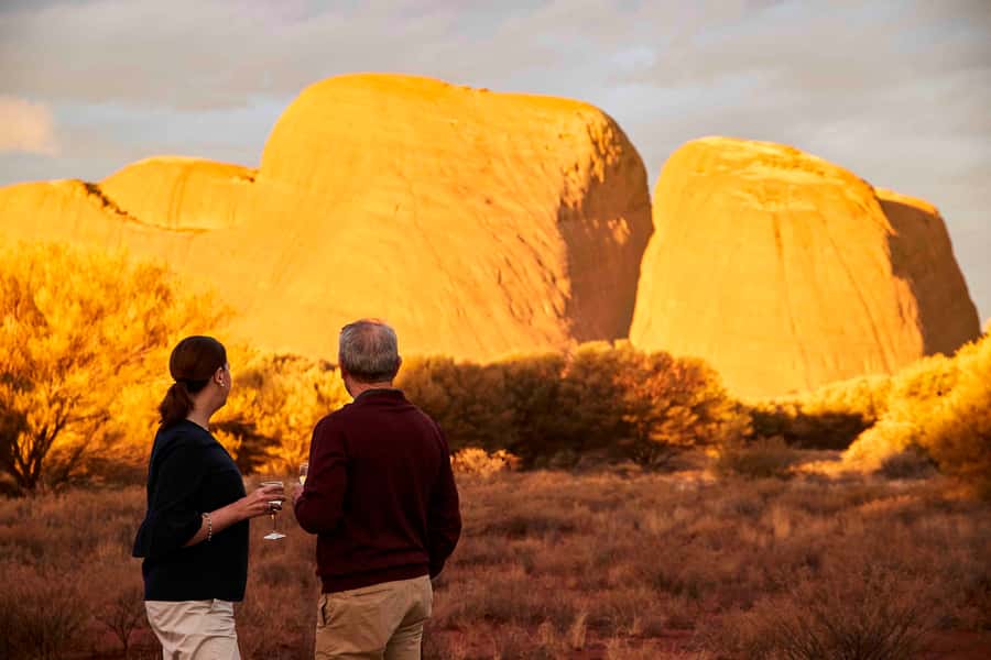 Kata Tjuṯa Sunset Tour with Sparkling Wine and Cheeseboard - What to bring for the desert evening