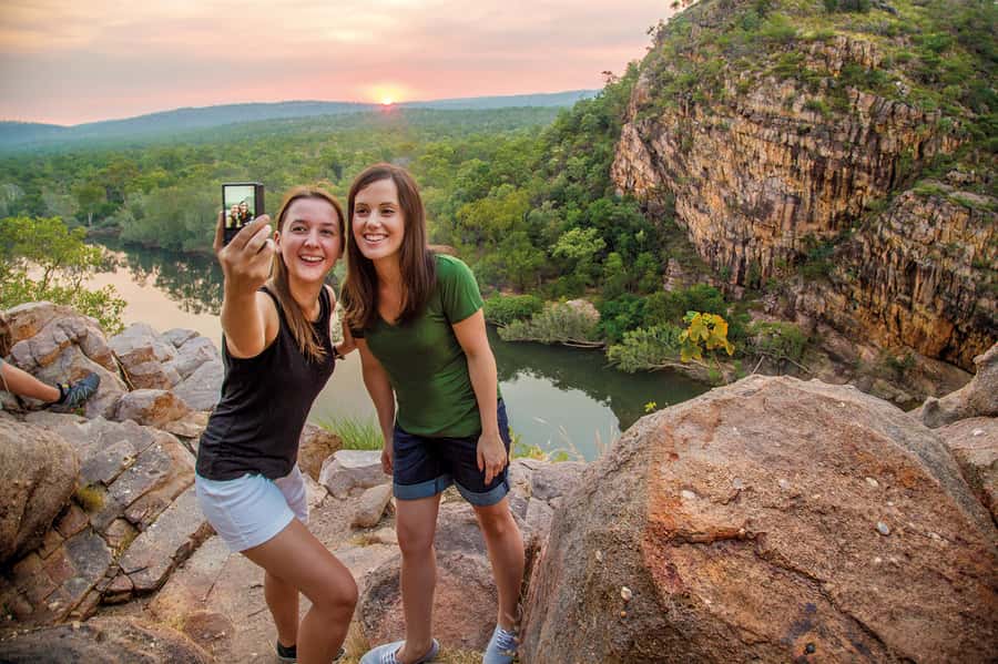 Katherine Gorge & Edith Falls Full-Day Tour from Darwin - Paying respects at Adelaide River War Cemetery