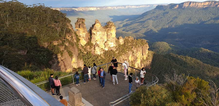 Katoomba: Blue Mountains Full-Day Hop-On Hop-Off Bus Tour - Katoomba Cascades, Katoomba Falls, and Furber Steps