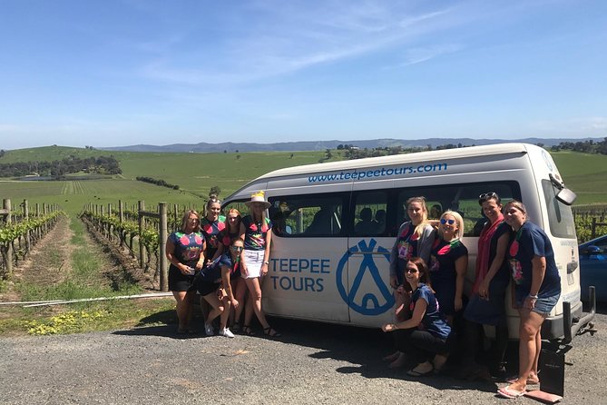 Laid back, Yarra Valley Wine Tour: Wine, Cider, Gin, Beer + Choc - Lunch at St Huberts or Domaine Chandon