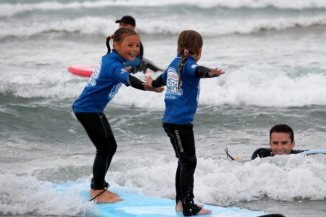 Learn to Surf at Middleton Beach - Small groups make the instruction more useful