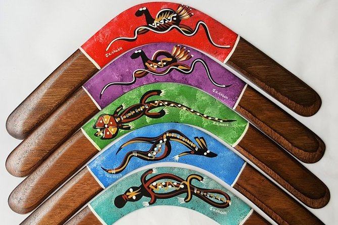 Learn to throw a real Aborignal returning boomerang in Brisbane, Australia - Key points at a glance
