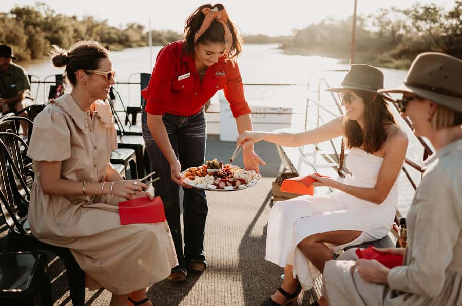 Longreach: Drover's Sunset Cruise & Outback Dinner & Show - Key points at a glance