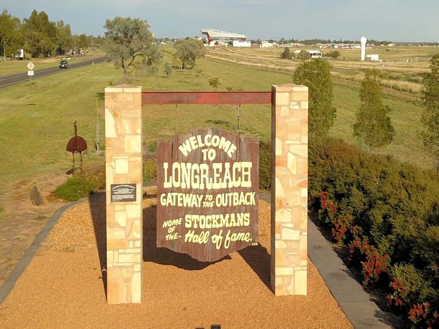 Longreach History and Town Tour - Who will get the most from this tour