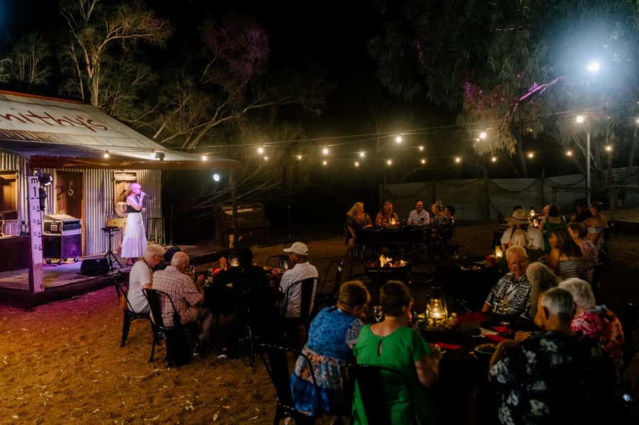 Longreach: Smithy's Outback Dinner and Show - The 15-minute coach ride keeps the evening simple