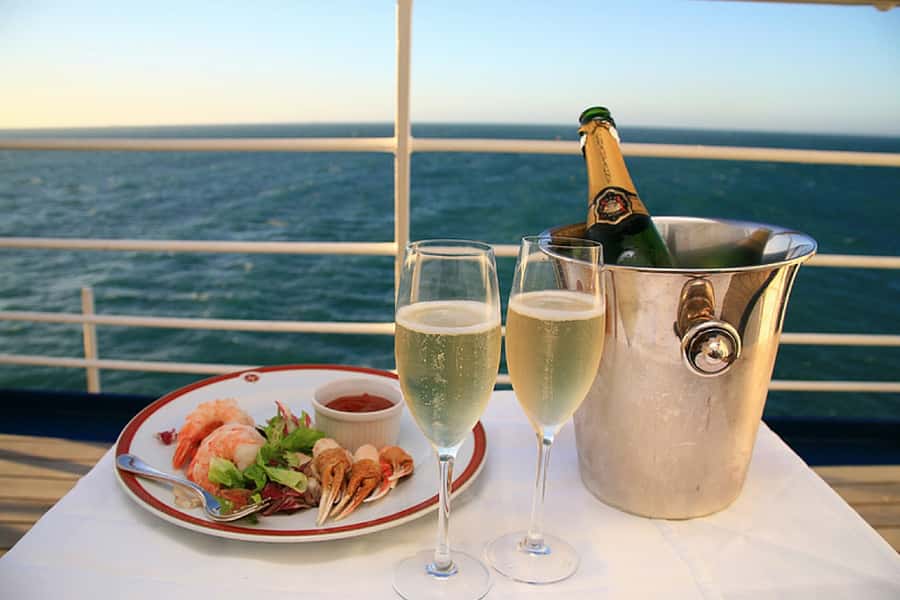 Lunch Cruise with Live Jazz on Sydney Harbour - The three-hour route through Sydney Harbour