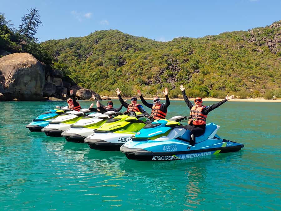 Magnetic Island: 5 Beach Bay Jet Ski Tour - Why eight bays make this more than a joyride