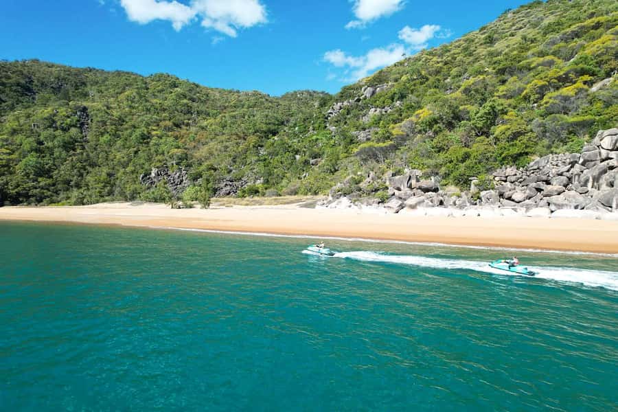Magnetic Island: 5 Beach Bay Jet Ski Tour - The Five Beach Bay section