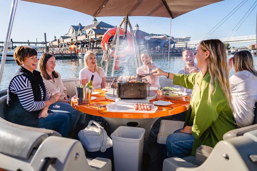 Mandurah: Self-Drive BBQ Boat Hire - Cruising through canals, yachts, and wildlife