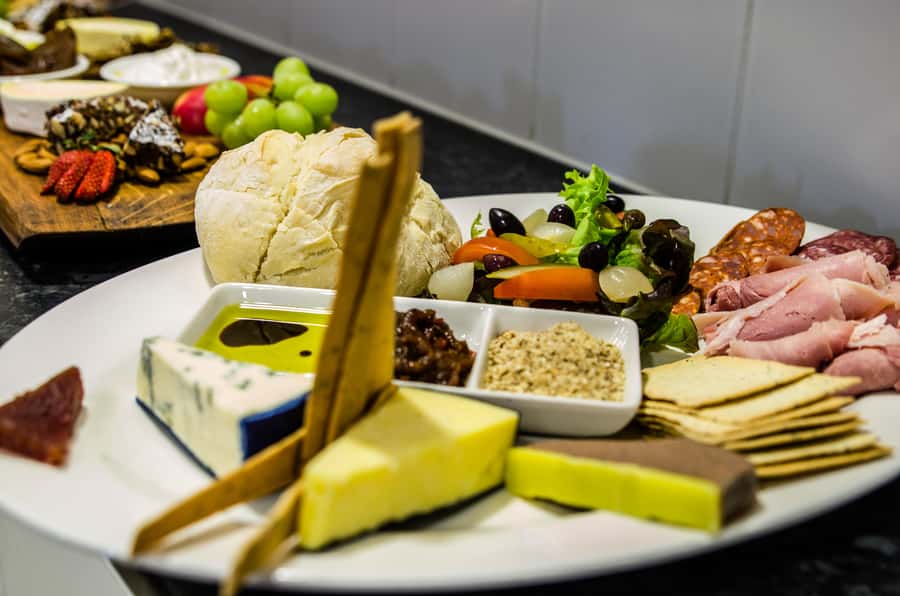 McLaren Vale: Small Group Wine Tour (Includes Lunch) - From Adelaide to the Vale in a small Mercedes group