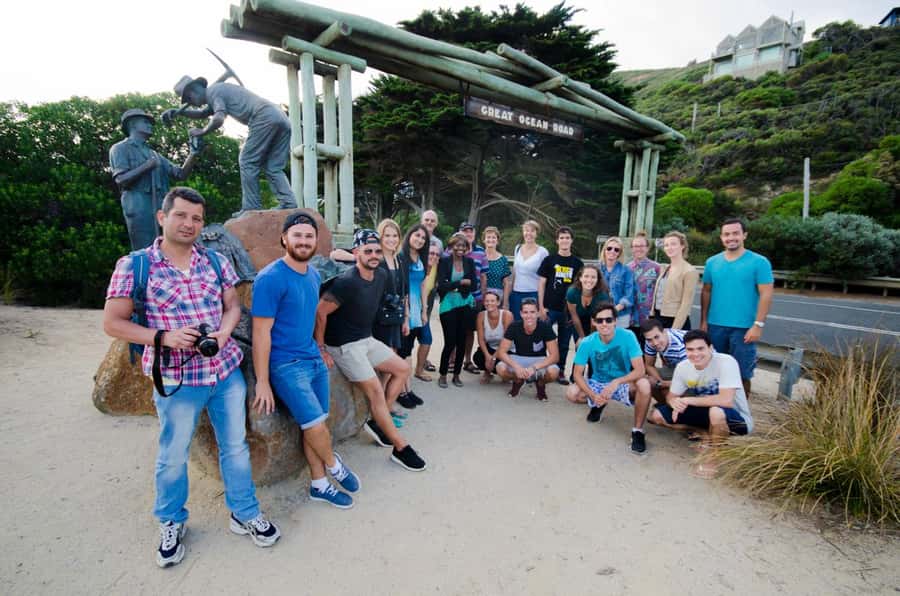Melbourne: 2-Day Great Ocean Road & Grampians Tour - Dinner and the night in Halls Gap
