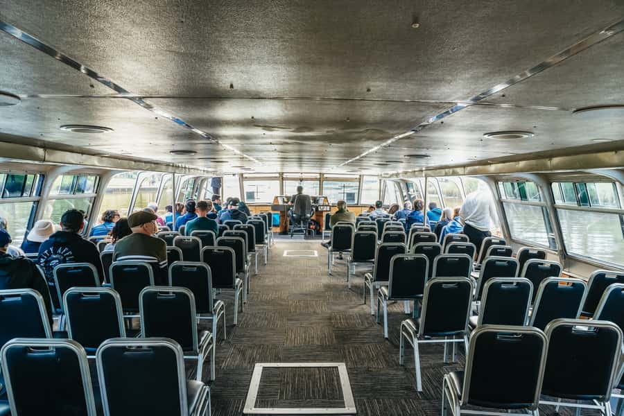Melbourne: 2-Hour City Highlights River Cruise - Boarding at Southgate