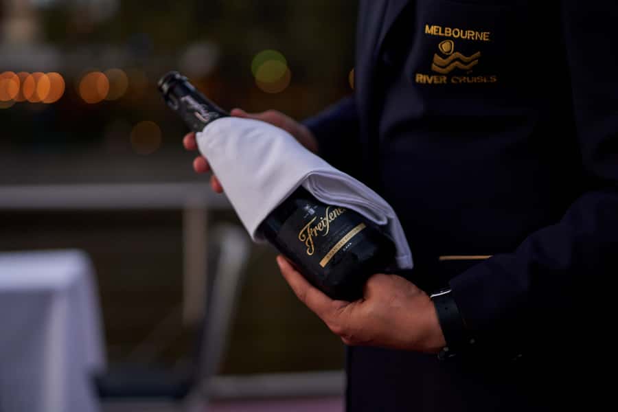 Melbourne: 4-Course Dinner Cruise with Drinks - Key details before you book